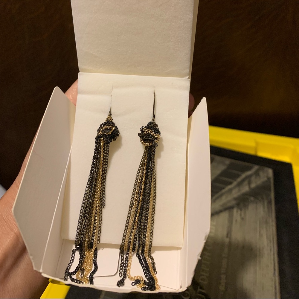 Knotted chain earrings